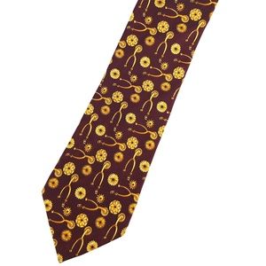 Western Spurs Pattern 100% Silk Tie in EUC